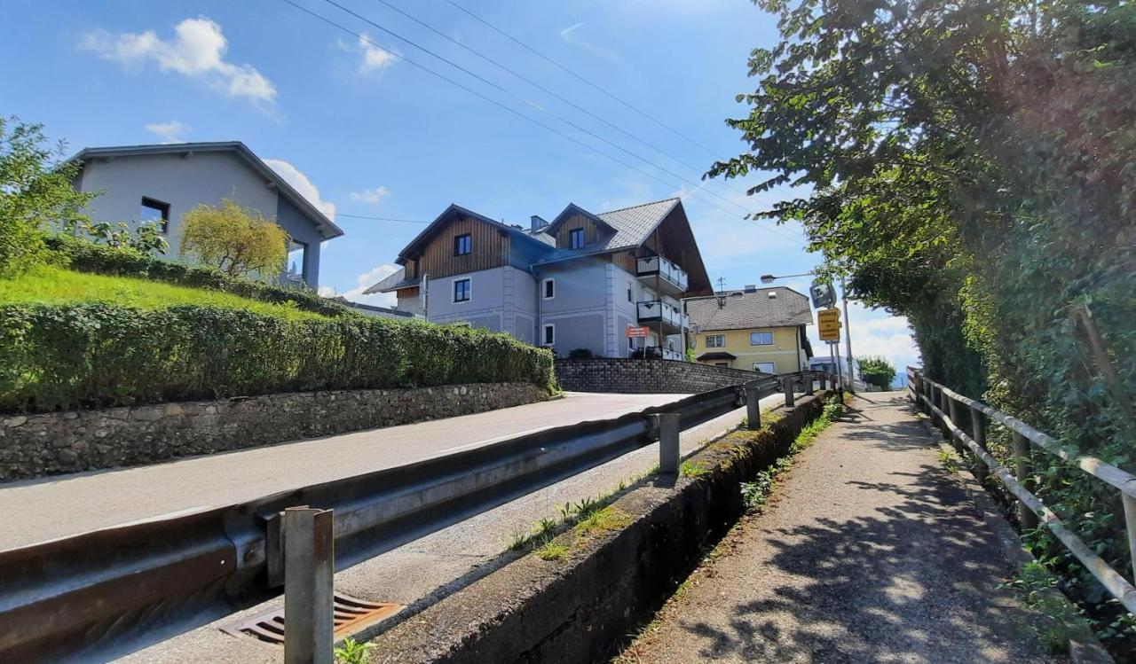 Gemuetliches Tiny Home Mit 30M2 Inklusive Kochmoeglichkeit Lenzing Bagian luar foto